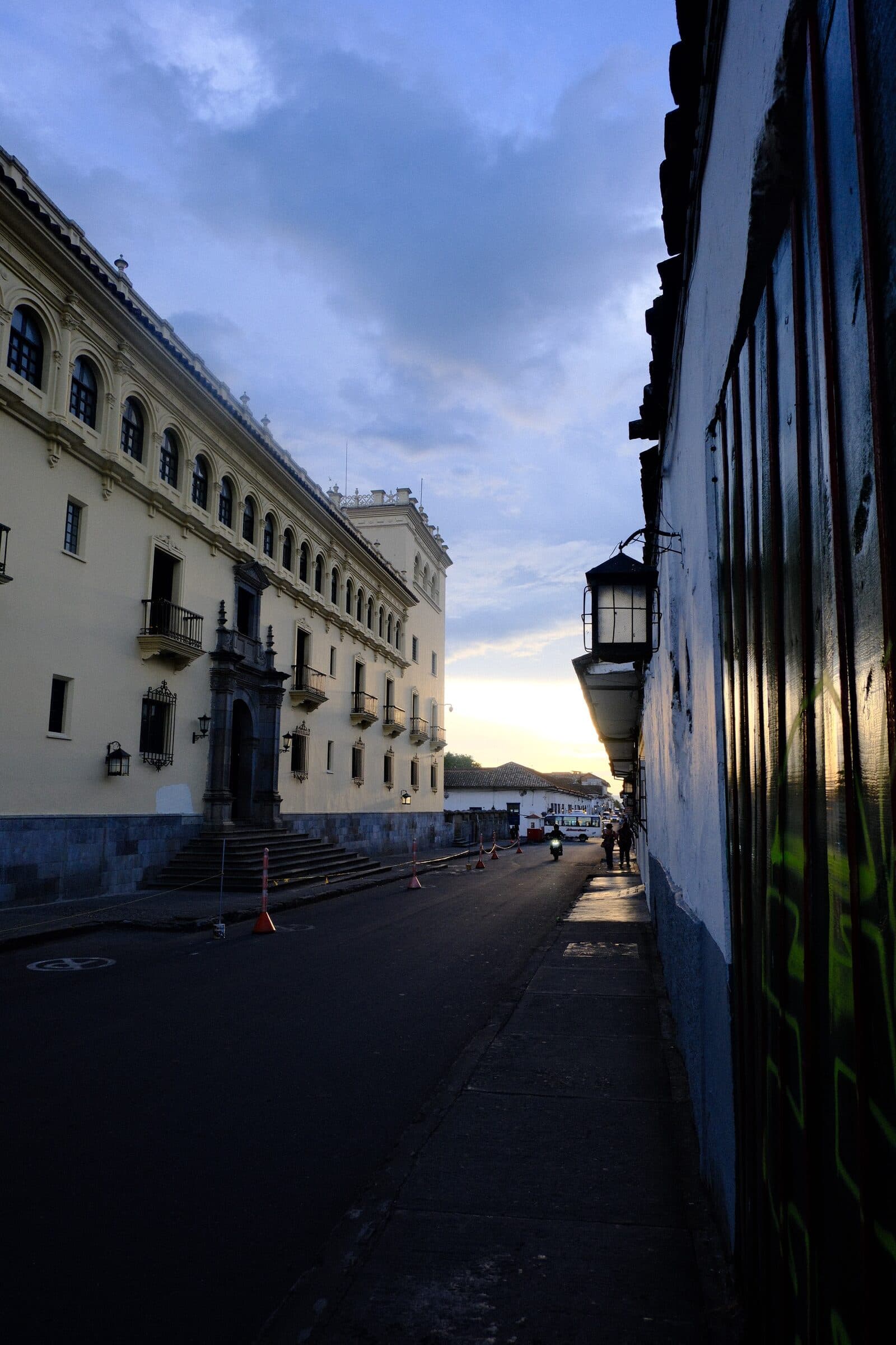 Calle colonial en Popayán